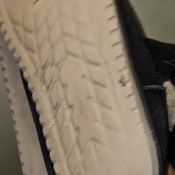 Koolaburra boots - Picture 7 of 8